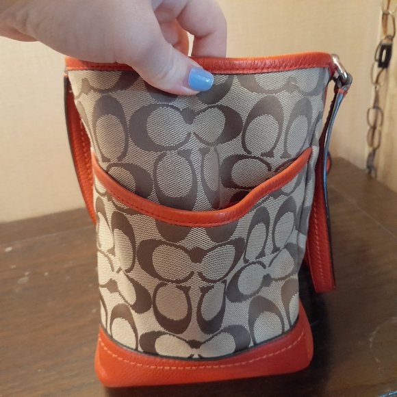 Coach Purse - Picture 4 of 6